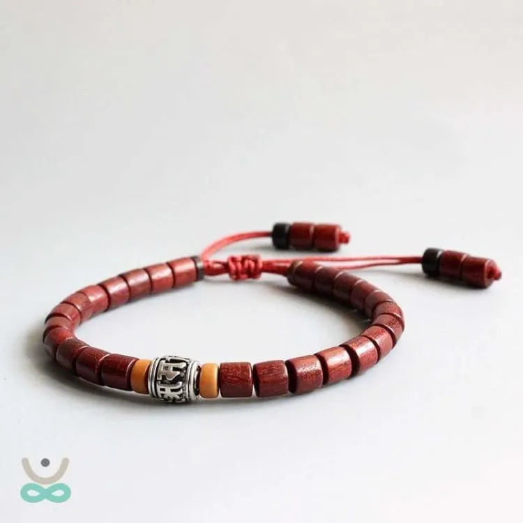 Pulsera tebetana de sandalo rojo