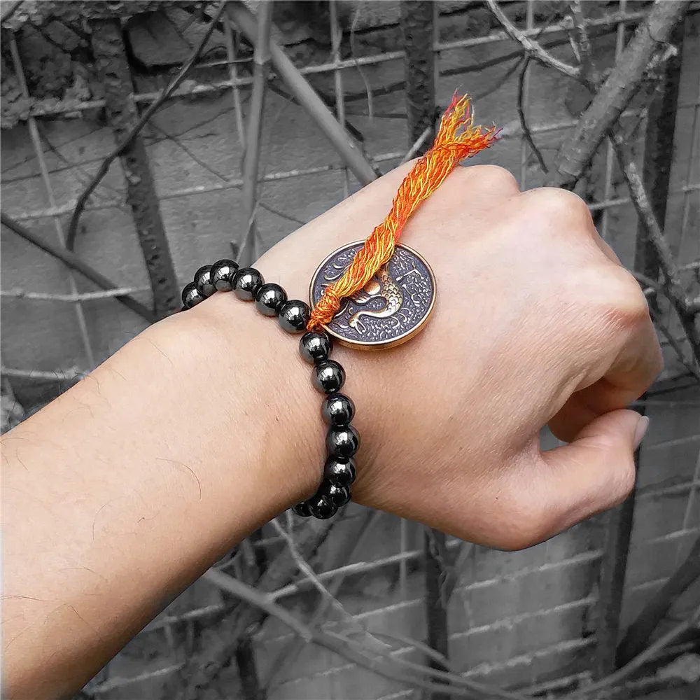 Pulsera tibetana con nudos de la suerte