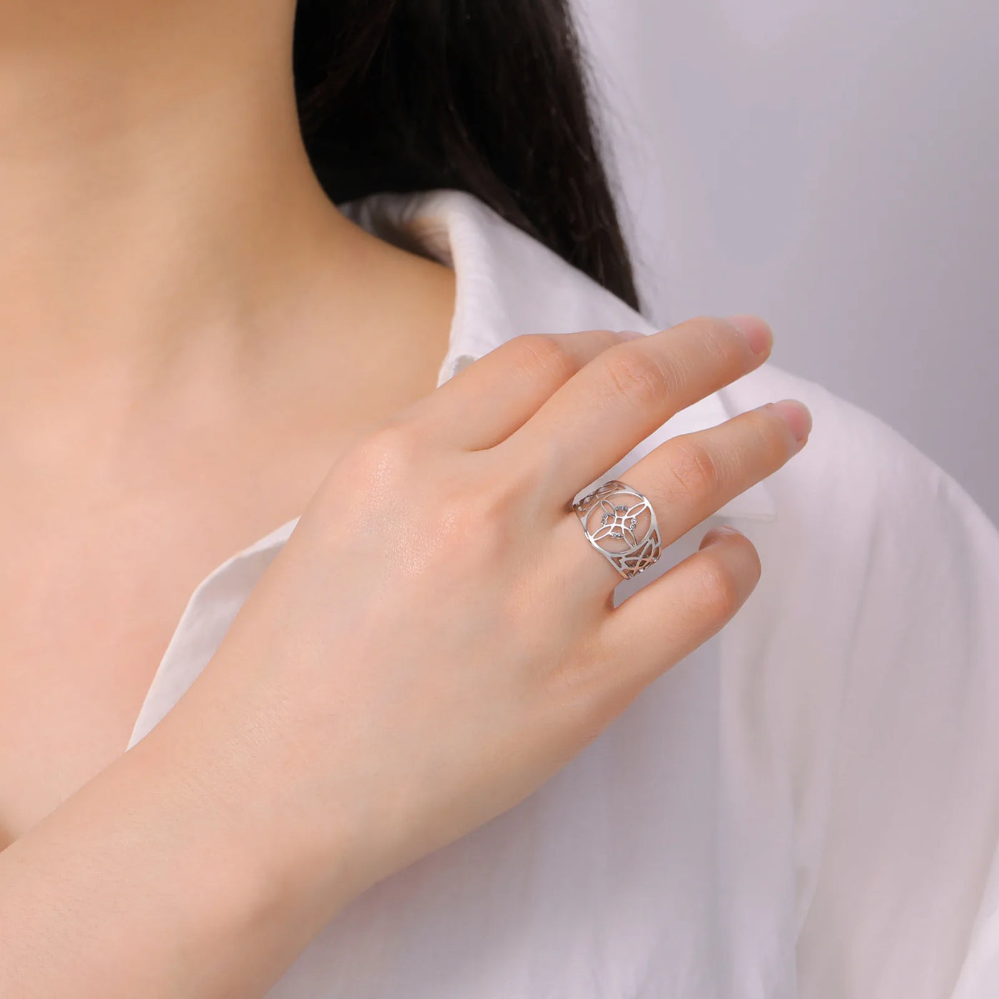 Anillo Nudo de Bruja Celta: El Símbolo Ancestral de Protección