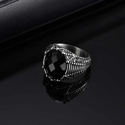 Anillo Geométrico de Cristal: El Símbolo de la Claridad Mental para Él