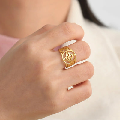 Anillo Nudo Celta en Acero Inoxidable – Unión, Energía y Protección Espiritual