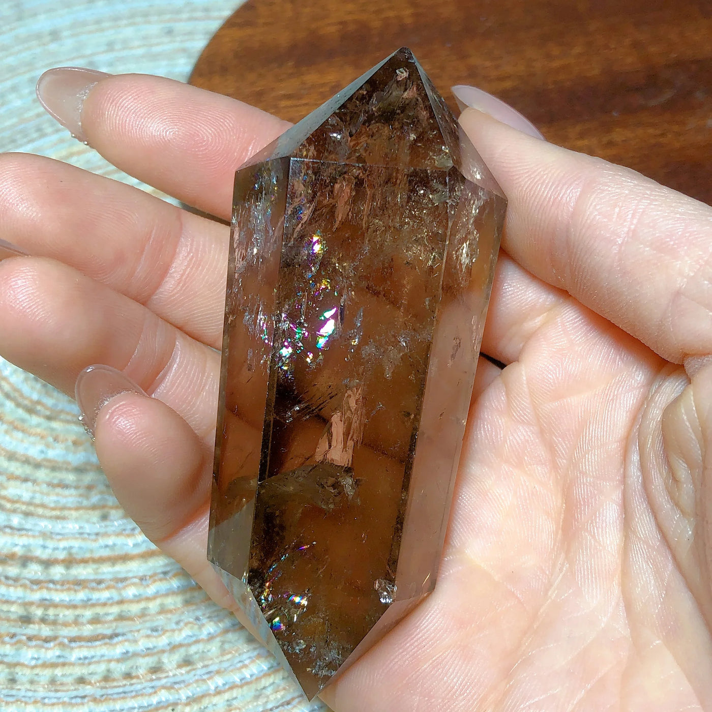 Torre Doble de Cuarzo Ahumado: Canal de Energía y Claridad Interior