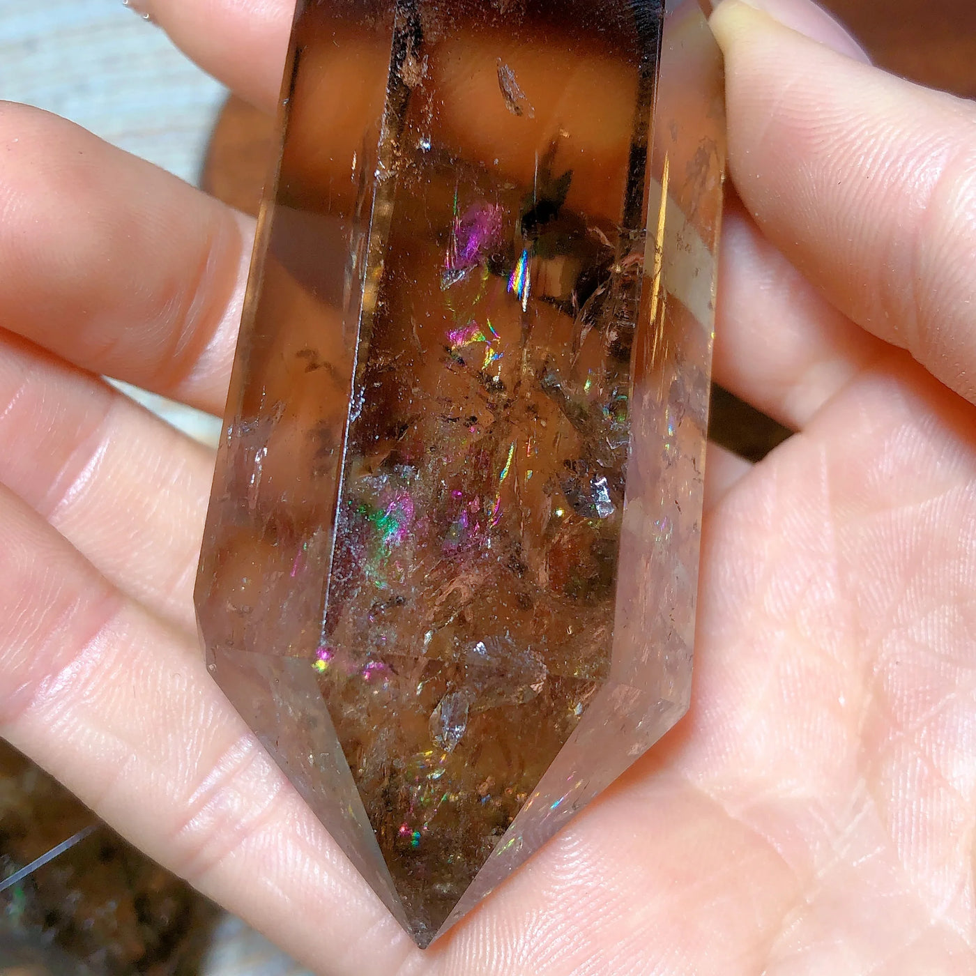 Torre Doble de Cuarzo Ahumado: Canal de Energía y Claridad Interior