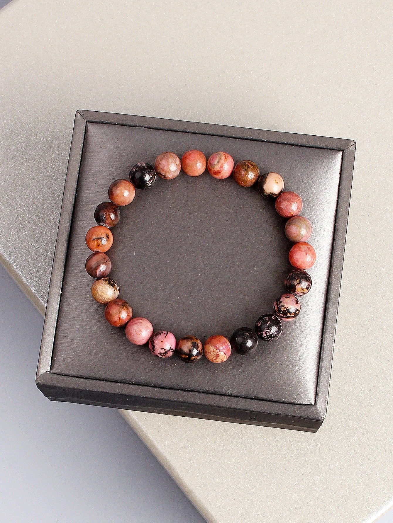 Pulsera de Rodonita Natural para la Paz Interior y el Amor Propio